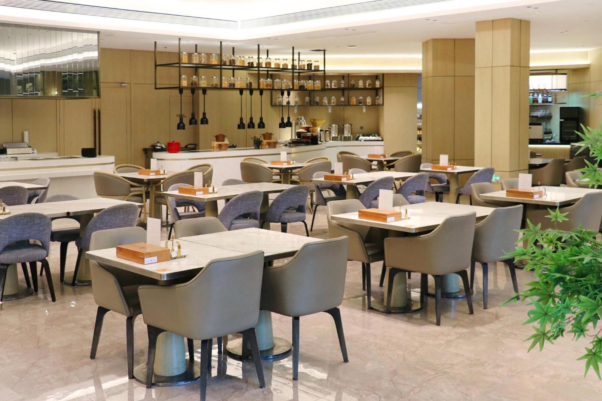 Holiday Inn - Nanjing South Station By Ihg Экстерьер фото